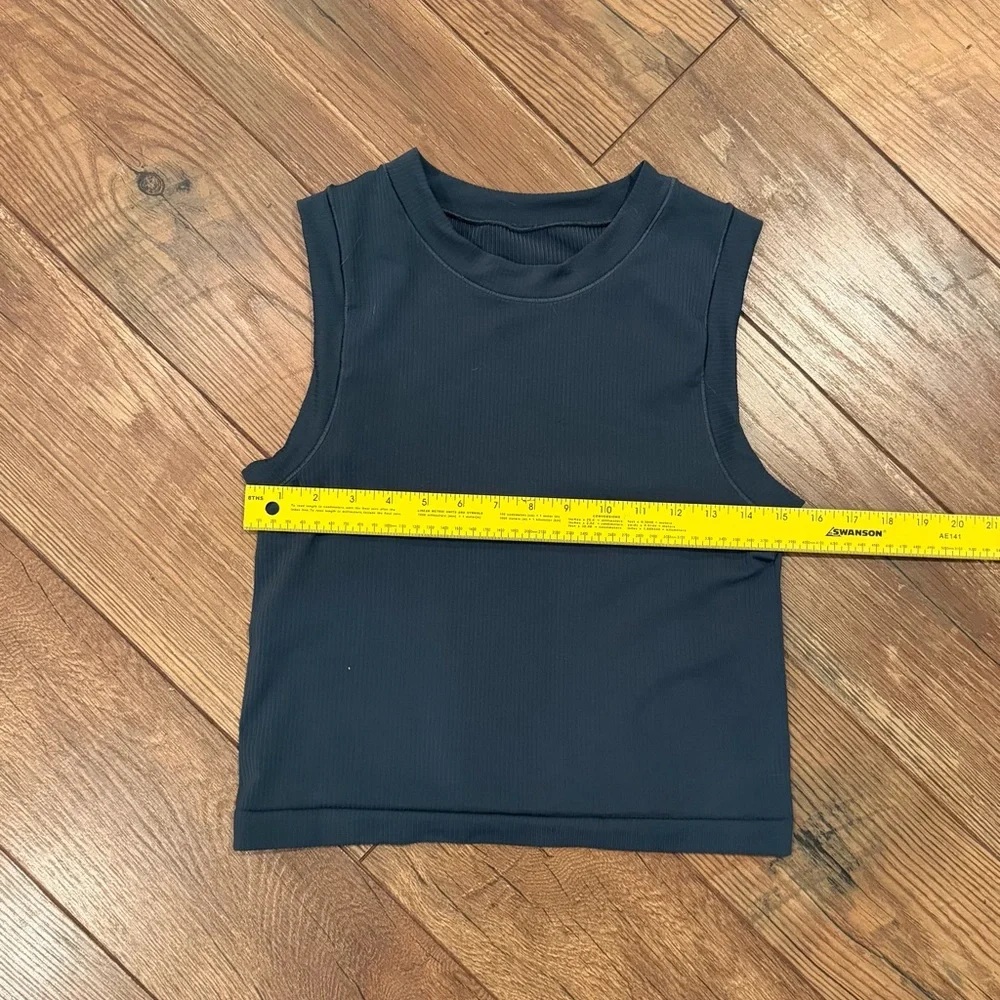 Athleta Renew Seamless Muscle tank - medium — Deep Teal Blue - Picture 3 of 5